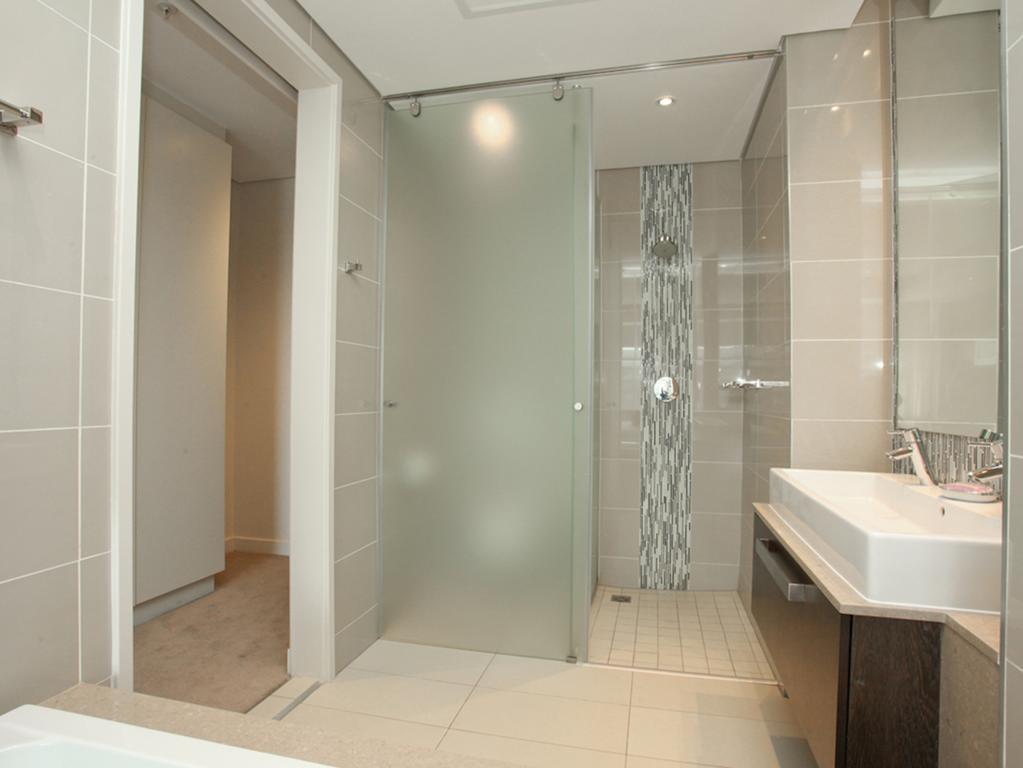 Luxurious Sandton Skye Apartment Exteriör bild